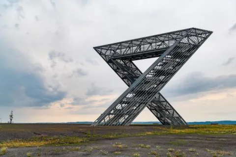 The Saar polygon in Ensdorf from different perspectives